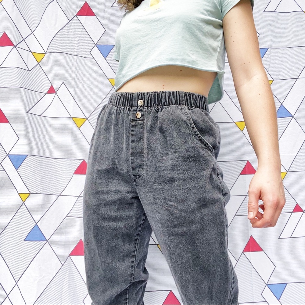 ✴️SOLD✴️Vintage Black Denim Mom Jean Joggers